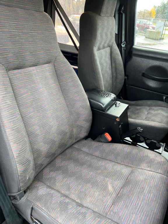 2003 Jeep Wrangler Image 32