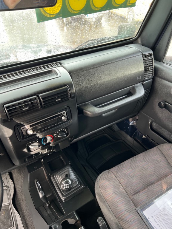 2003 Jeep Wrangler Image 37