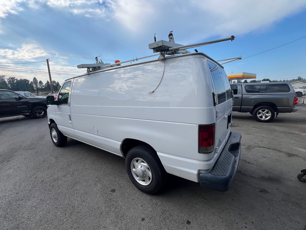 2008 Ford Econoline Image 9