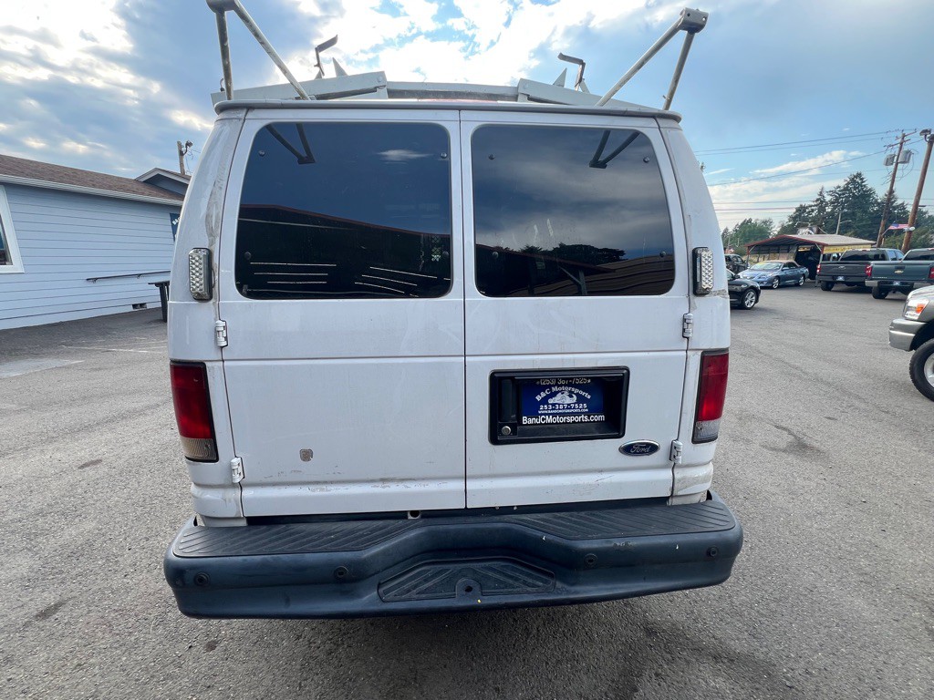 2008 Ford Econoline Image 11