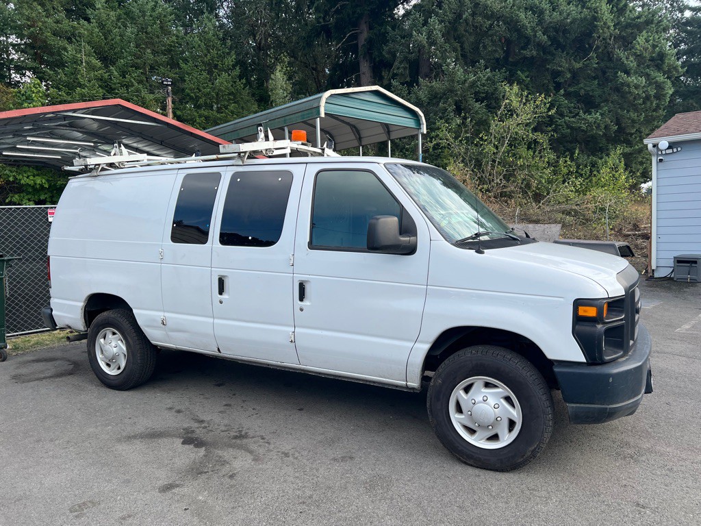 2008 Ford Econoline Image 17