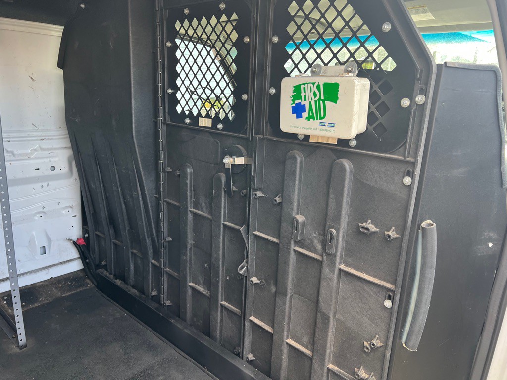 2008 Ford Econoline Image 23