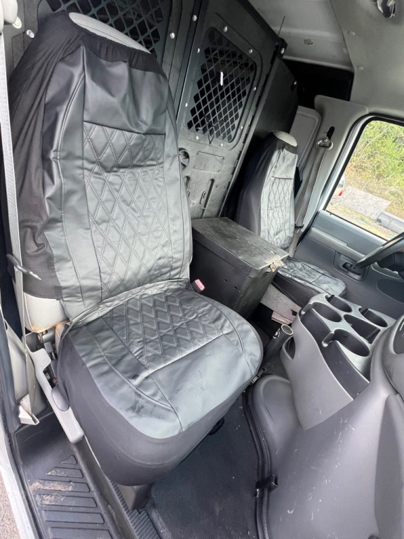 2008 Ford Econoline Image 33