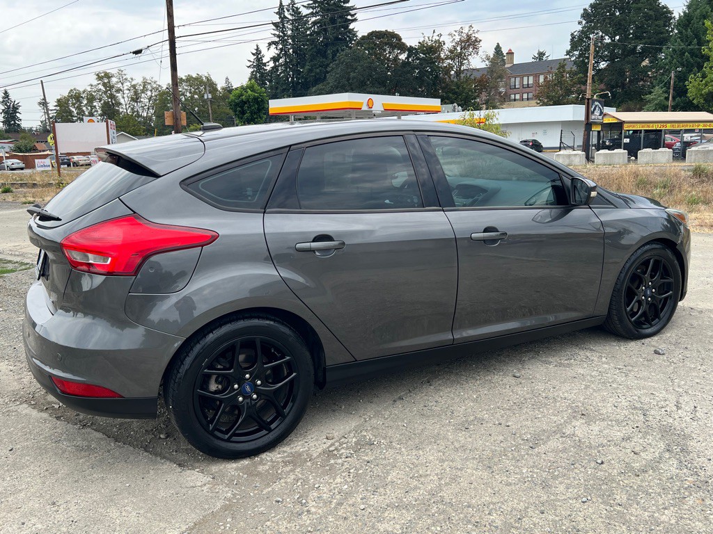 2016 Ford Focus Image 3