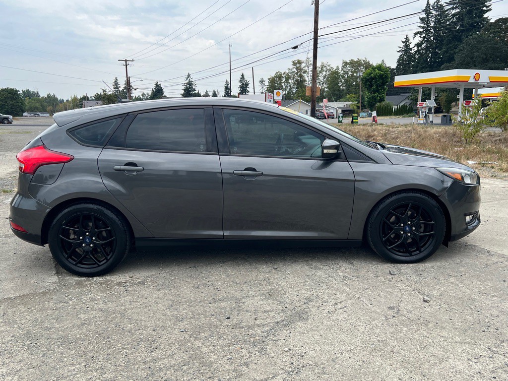 2016 Ford Focus Image 4