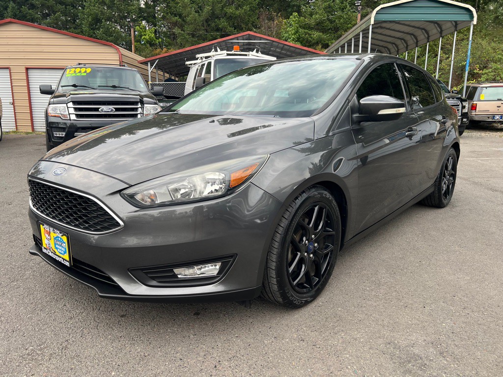 2016 Ford Focus Image 17