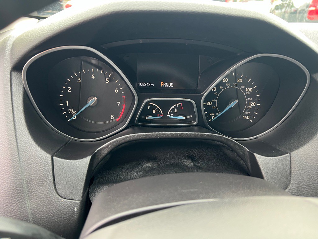 2016 Ford Focus Image 20