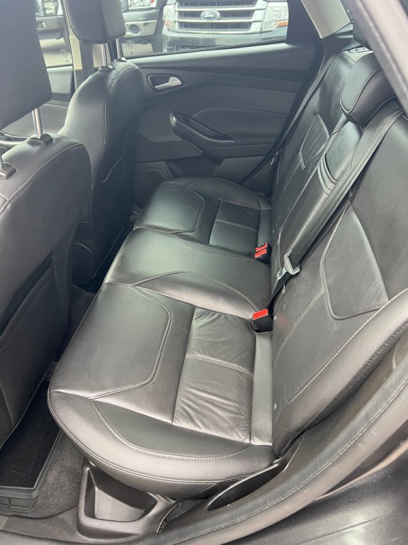 2016 Ford Focus Image 22