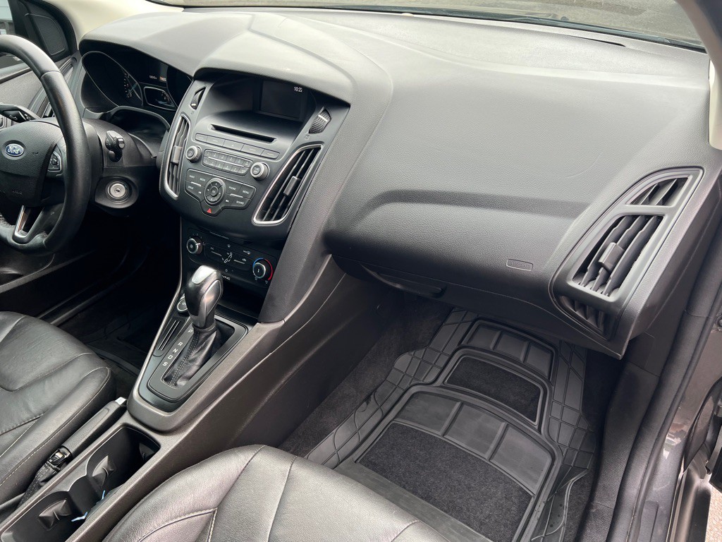 2016 Ford Focus Image 27