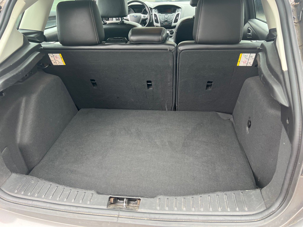 2014 Ford Focus Image 24