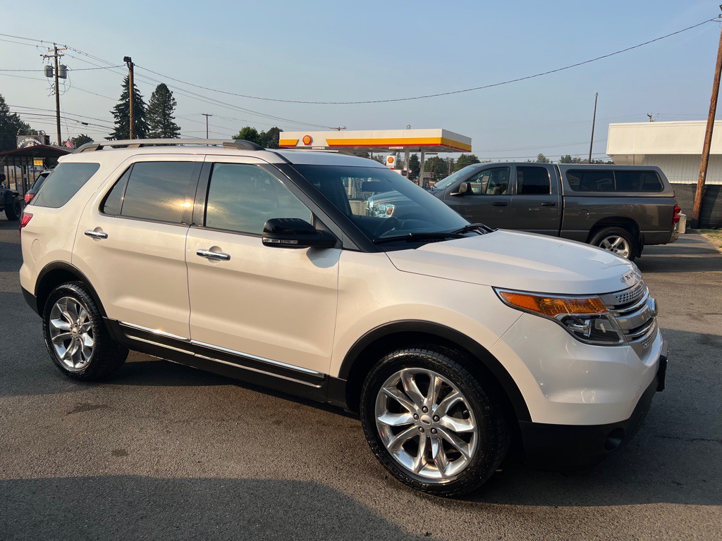 2014 Ford Explorer Image 3