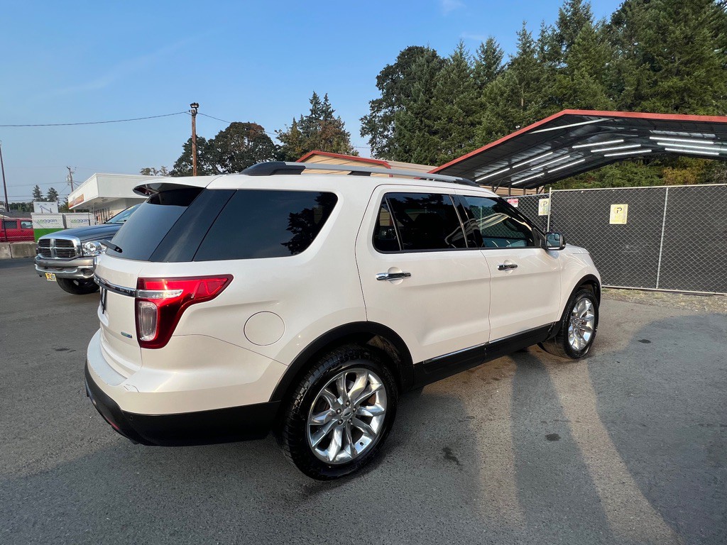 2014 Ford Explorer Image 22