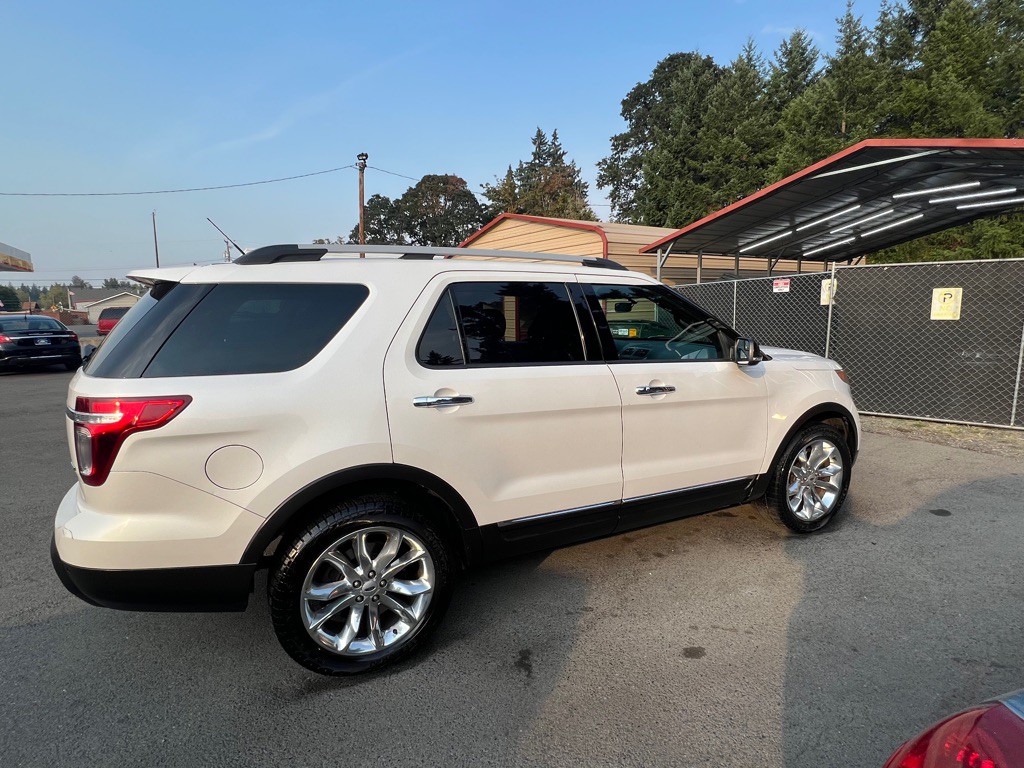 2014 Ford Explorer Image 23