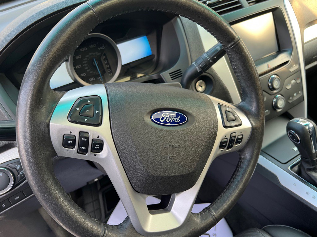2014 Ford Explorer Image 38