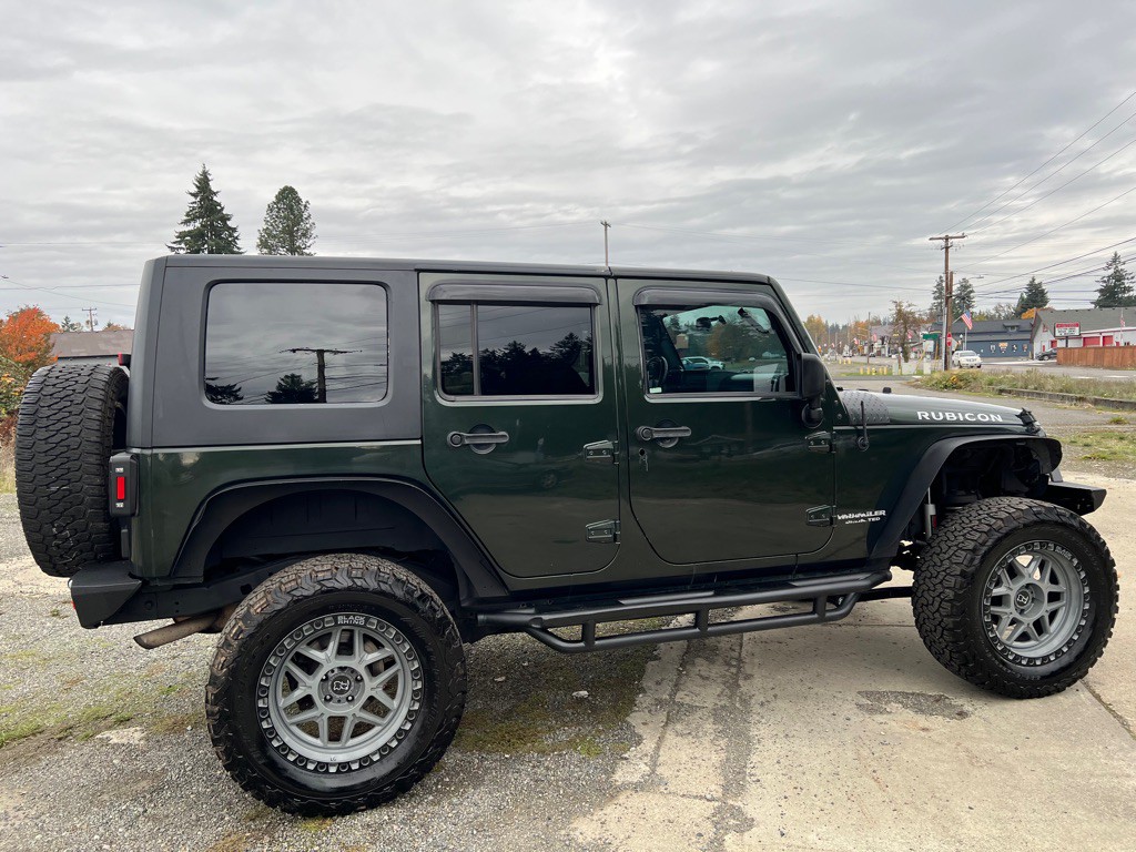 2010 Jeep Wrangler Unlimited Image 12