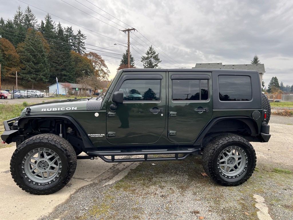 2010 Jeep Wrangler Unlimited Image 21