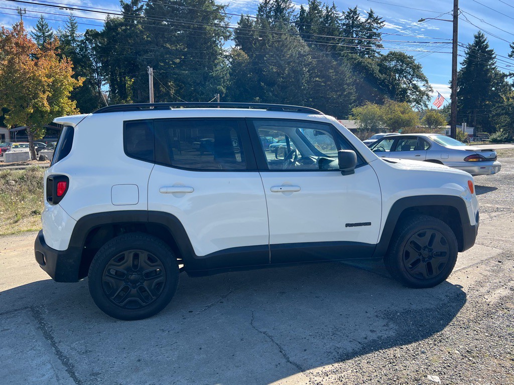 2019 Jeep Renegade Image 12