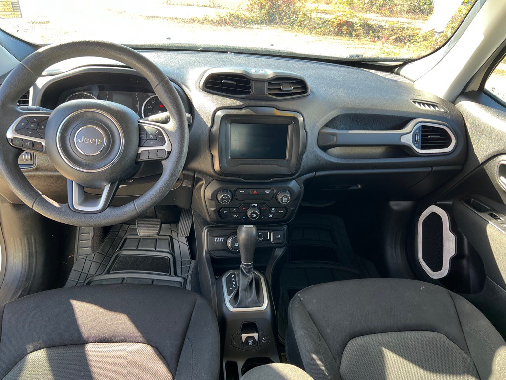 2019 Jeep Renegade Image 24