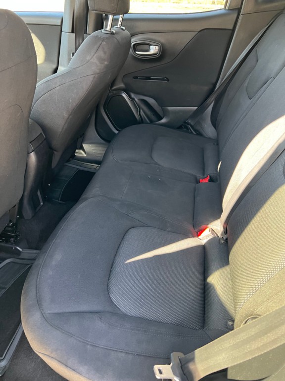 2019 Jeep Renegade Image 25