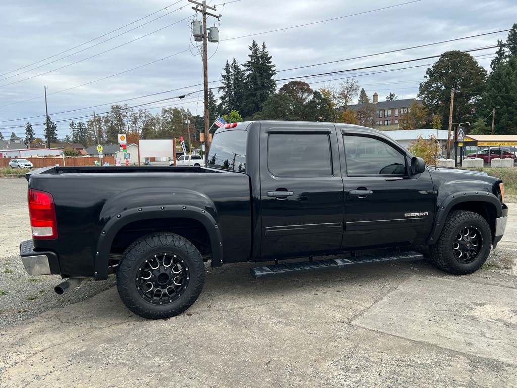 2011 GMC Sierra Image 12