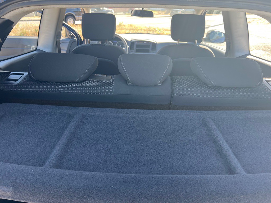 2010 Hyundai Accent Image 23