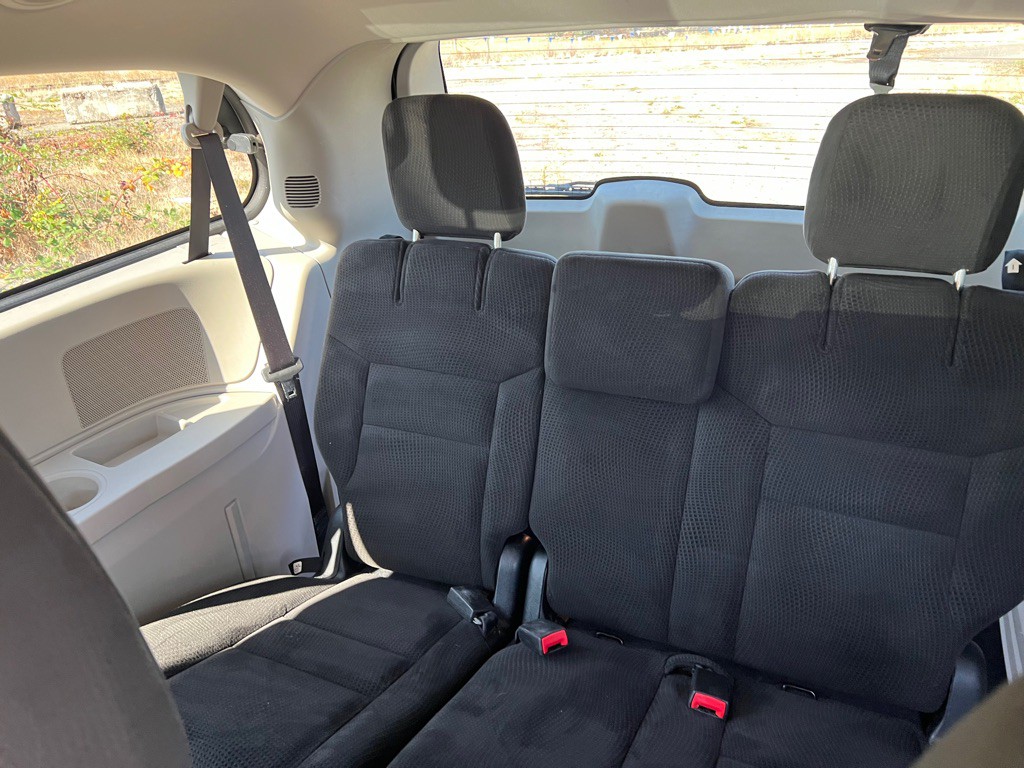 2017 Dodge Grand Caravan Image 26