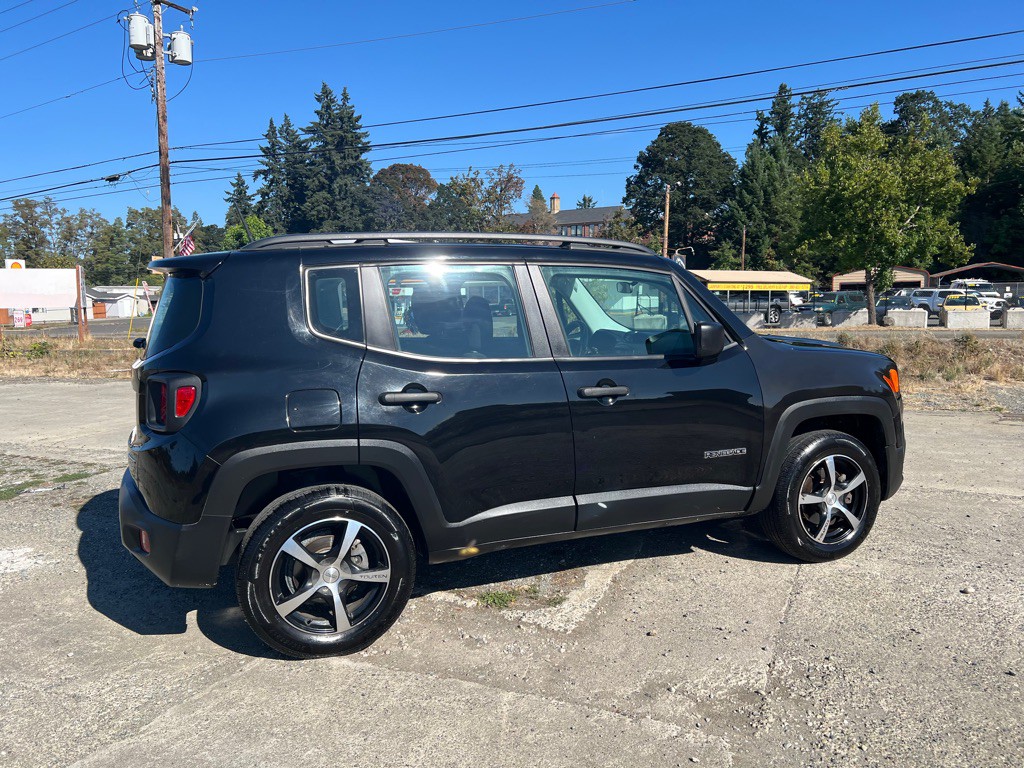 2017 Jeep Renegade Image 13