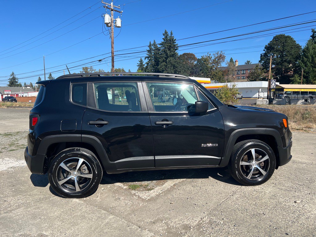 2017 Jeep Renegade Image 14