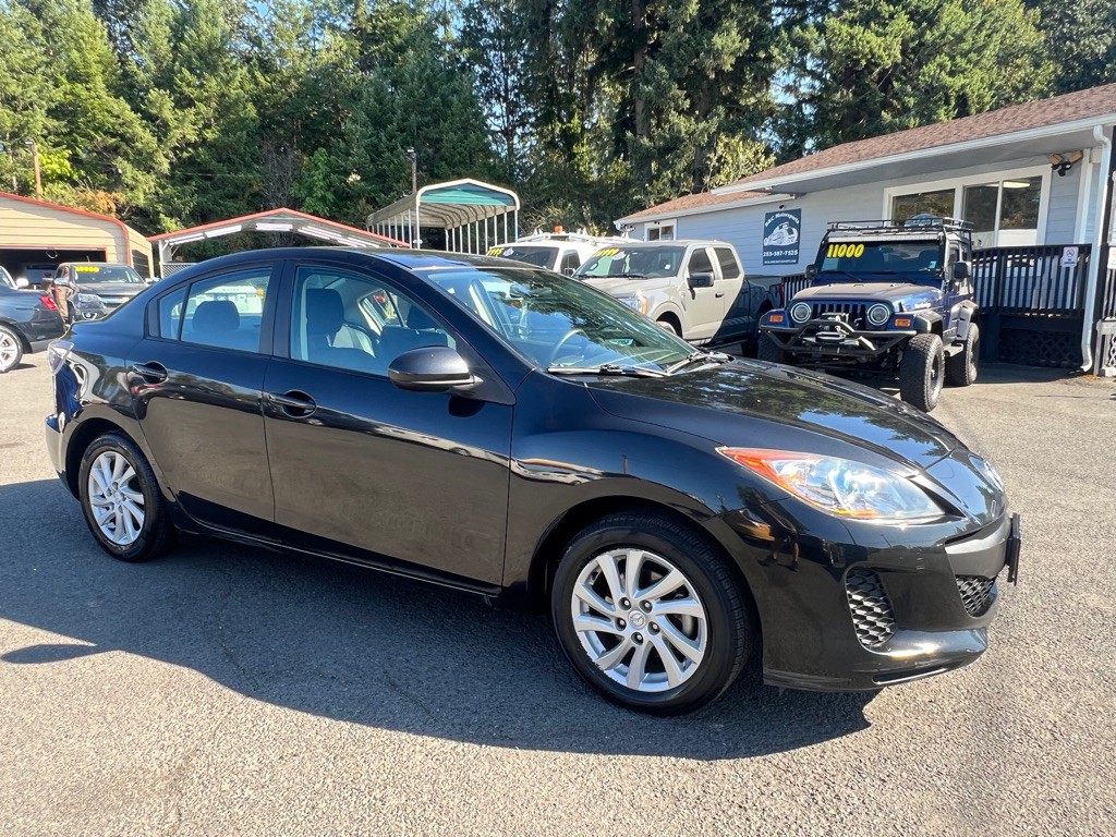 2012 Mazda Mazda3 Image 2