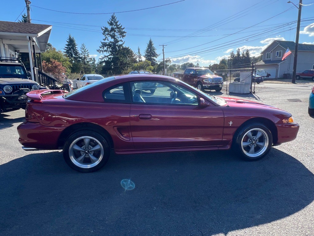 1997 Ford Mustang Image 11