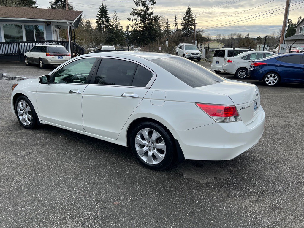 2009 Honda Accord Image 8