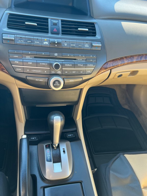 2009 Honda Accord Image 49