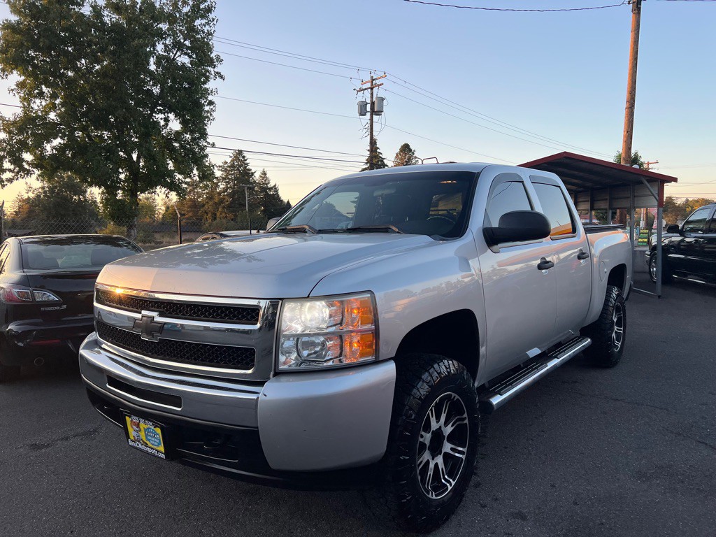 2010 Chevrolet Silverado 1500 Image 2