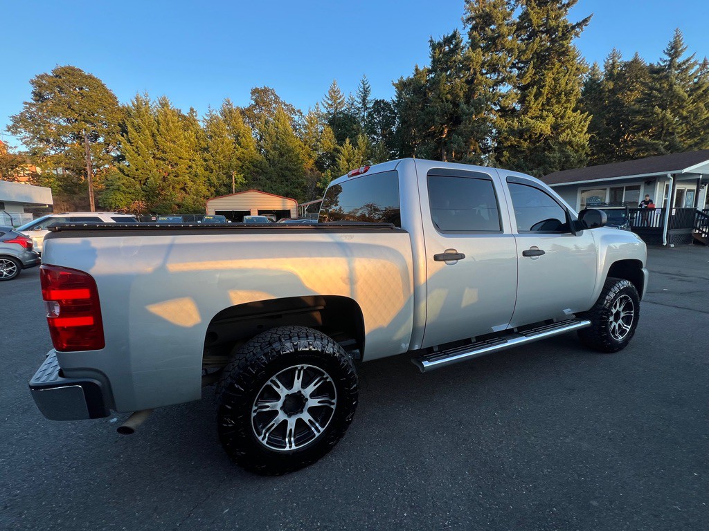2010 Chevrolet Silverado 1500 Image 10