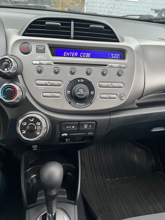 2010 Honda Fit Image 28
