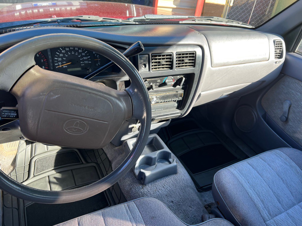 1998 Toyota Tacoma Image 29