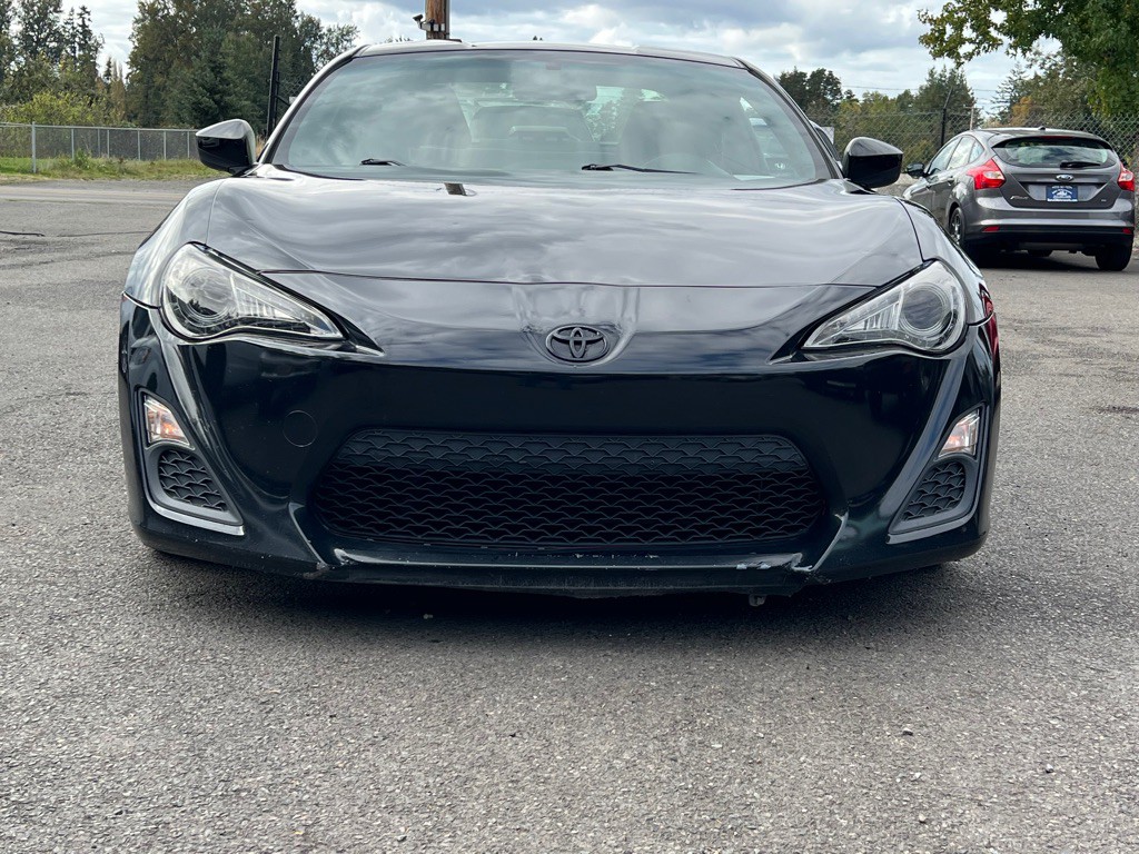 2013 Scion FR-S Image 9