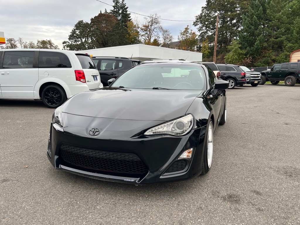 2013 Scion FR-S Image 16