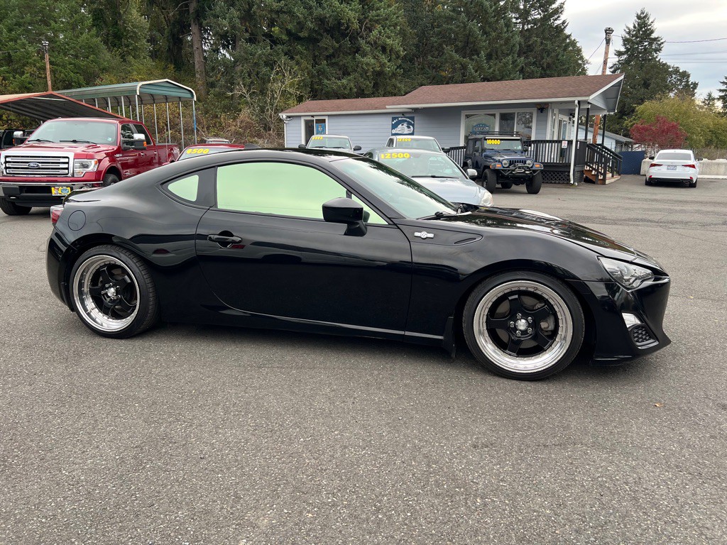 2013 Scion FR-S Image 21