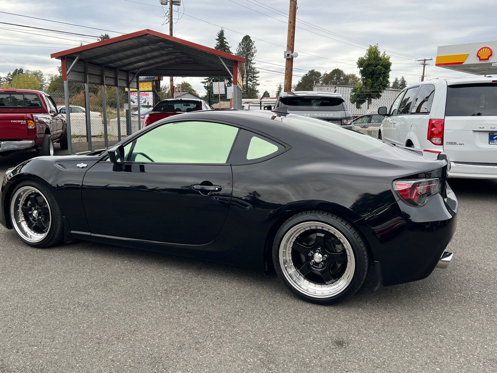 2013 Scion FR-S Image 31