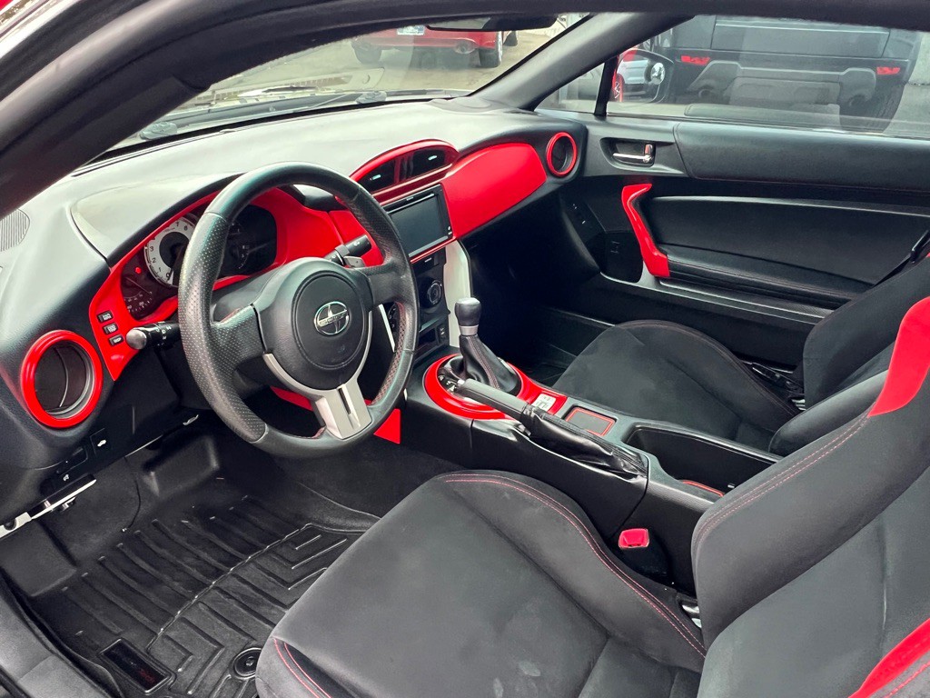 2013 Scion FR-S Image 35