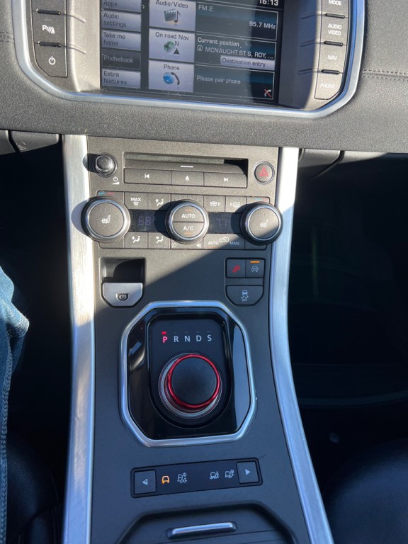 2015 Land Rover Range Rover Evoque Image 36