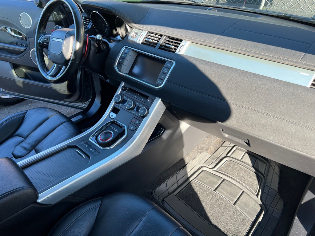2015 Land Rover Range Rover Evoque Image 69