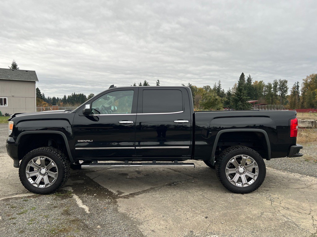 2015 GMC Sierra Image 8