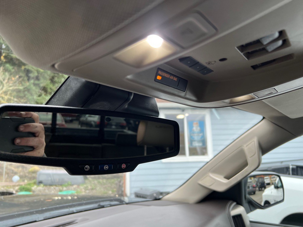 2015 GMC Sierra Image 24