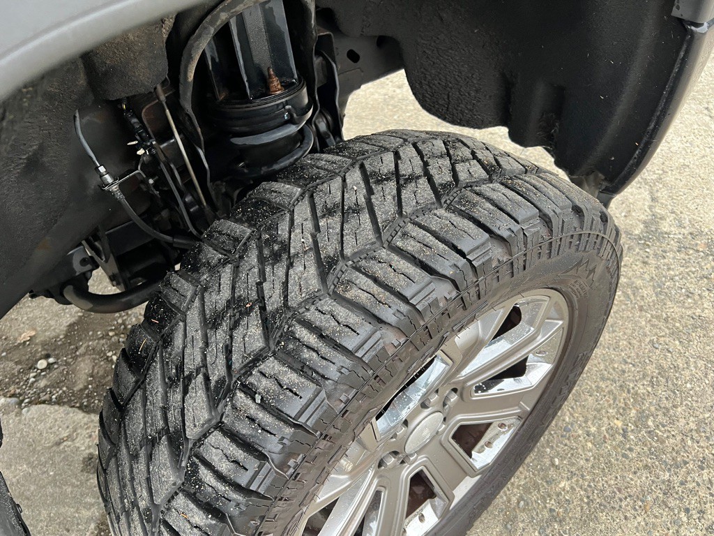 2015 GMC Sierra Image 30