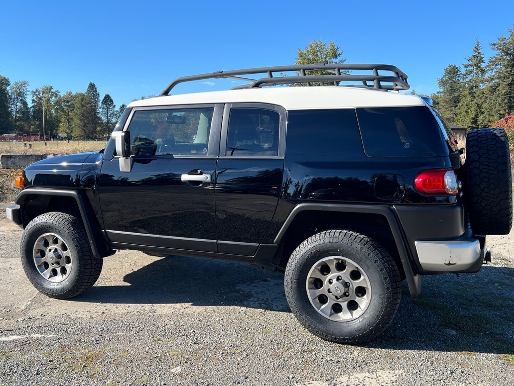 2013 Toyota FJ Cruiser Image 6