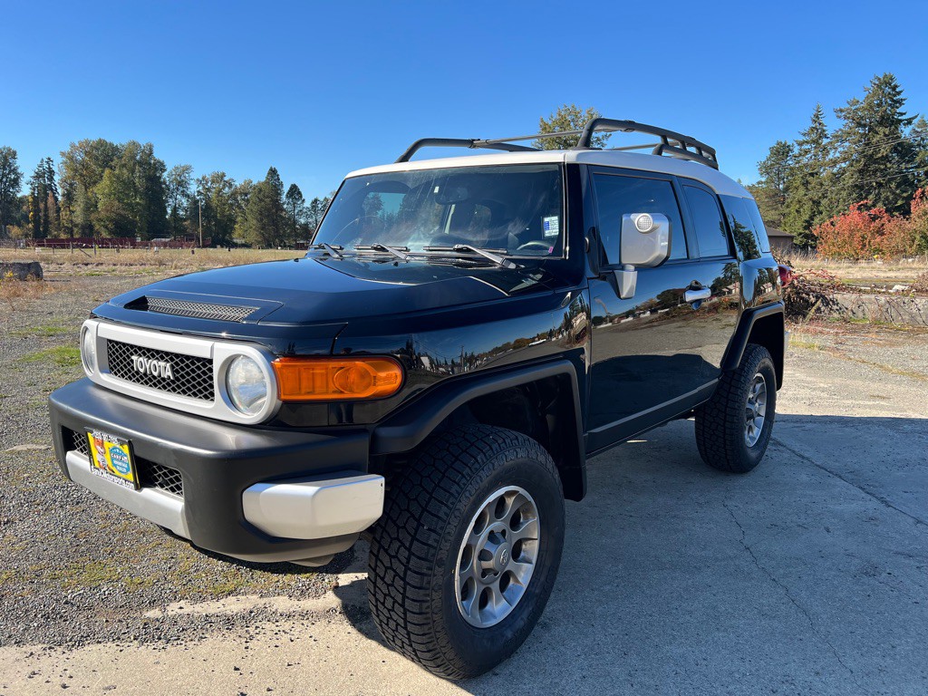 2013 Toyota FJ Cruiser Image 22
