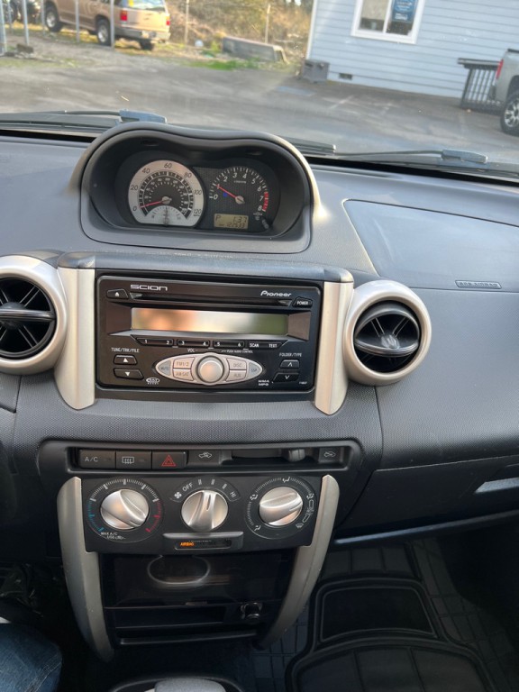 2006 Scion xA Image 34