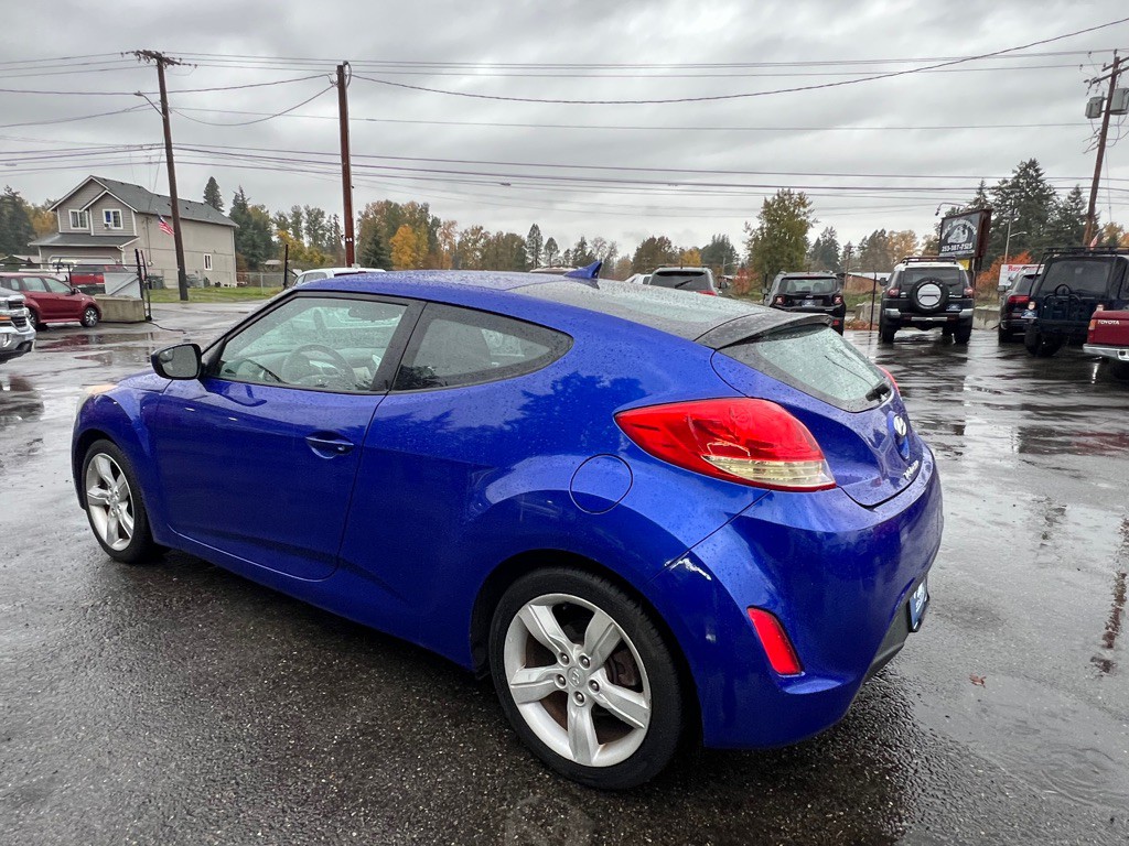 2014 Hyundai Veloster Image 4